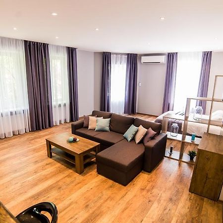 Apartmán Foxy Lvov Exteriér fotografie